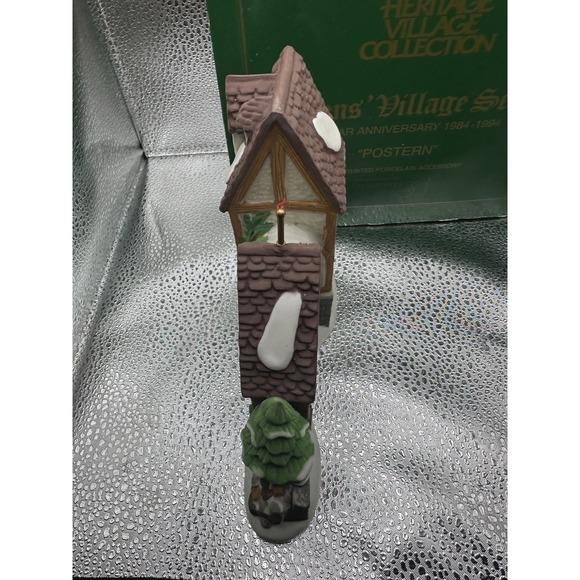 DEPT 56 DICKENS VILLAGE POSTERN 10th YEAR ANNIVERSARY 1984-1994 #9871-0 - Picture 6 of 9